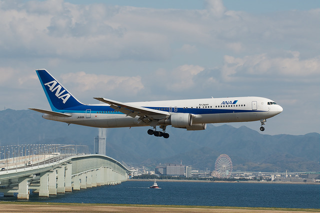 JA616A(Boeing 767-300)