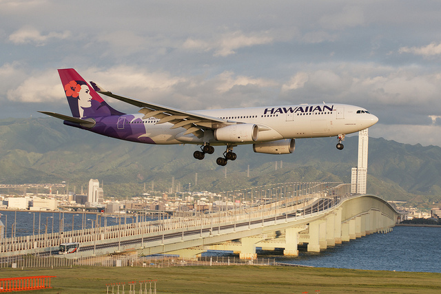 N382HA(Airbus A330-200)