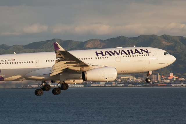 N382HA(Airbus A330-200)