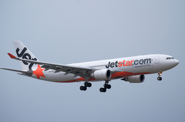 Jetstar Airways VH-EBC(Airbus A330-200)