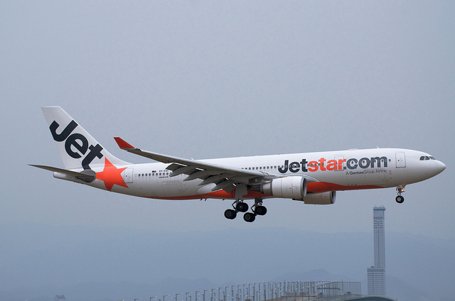 Jetstar Airways VH-EBC(Airbus A330-200)