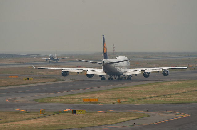 Lufthansa D-ABVS(Boeing 747-400)