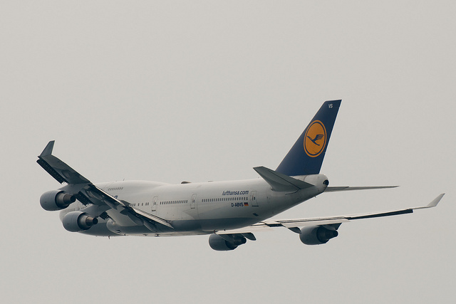 Lufthansa D-ABVS(Boeing 747-400)