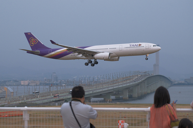 Thai Airways International HS-TBB(Airbus A330-300)