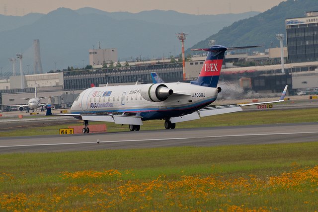 IBEX Airlines JA03RJ(Bombardier CRJ-200)