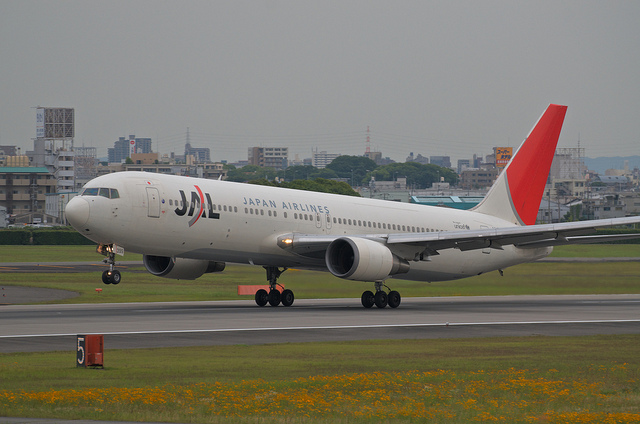 Japan Airlines JA8399(Boeing 767-300)