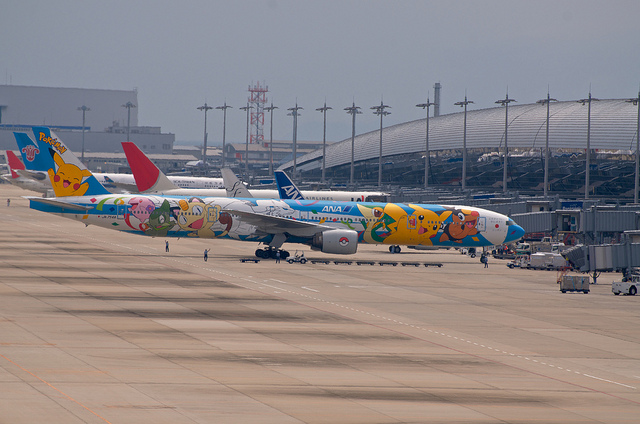 All Nippon Airways JA754A(Boeing 777-300)