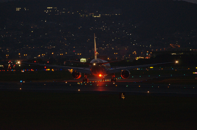 Japan Airlines JA772J(Boeing 777-200)