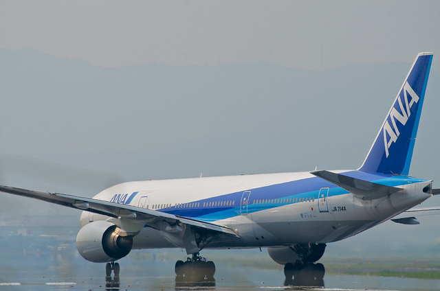 All Nippon Airways  JA714A(Boeing 777-200)