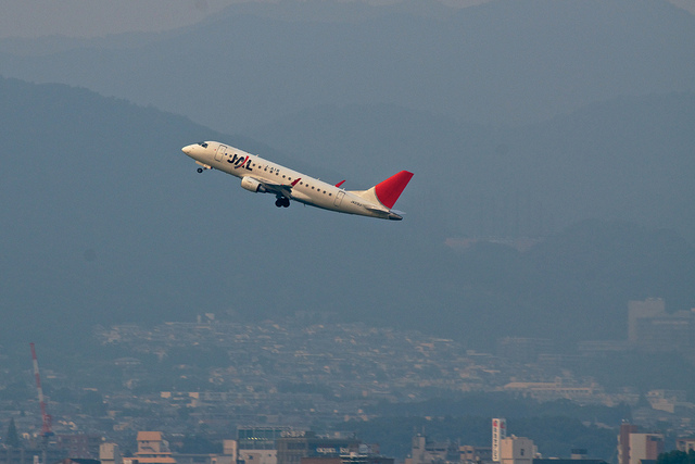 J-AIR JA212J(Embraer ERJ-170)