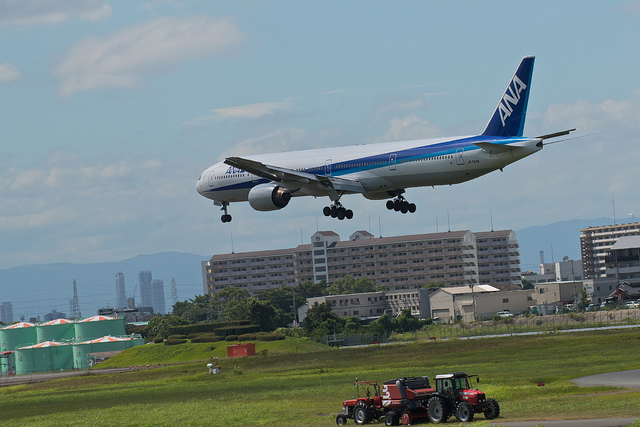 All Nippon Airways JA752A(Boeing 777-300)