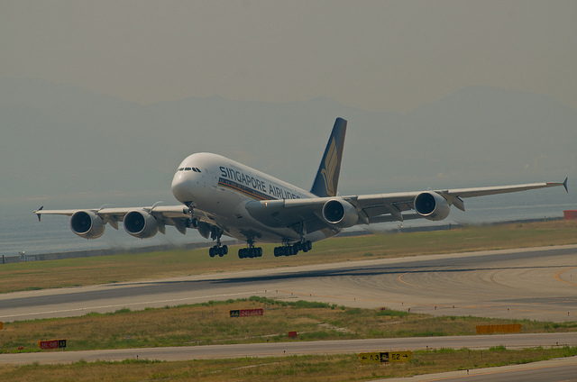 Singapore Airlines 9V-SKK(Airbus A380)