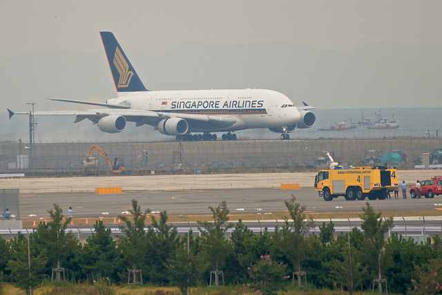 Singapore Airlines 9V-SKK(Airbus A380)