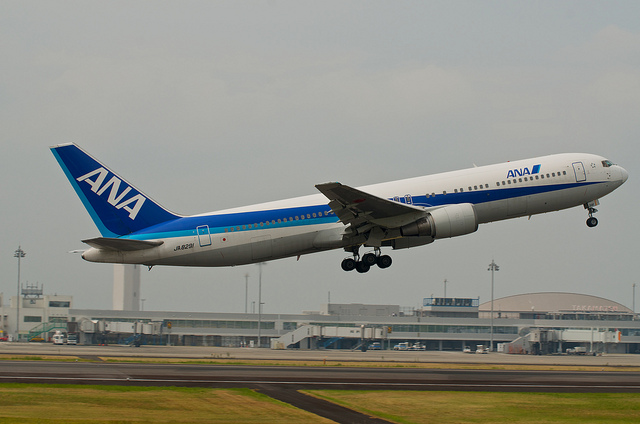 All Nippon Airways JA8291(Boeing 767-300)