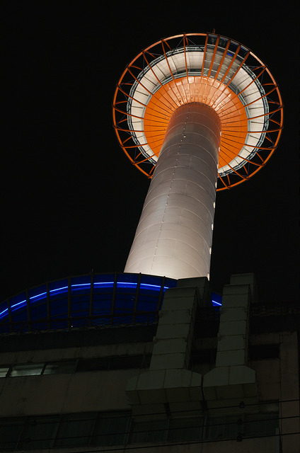 Kyoto Tower / 京都タワー