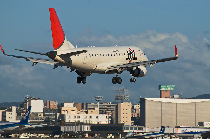 J-AIR JA213J(Embraer ERJ-170)