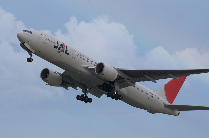 Japan Airlines JA773J(Boeing 777-200)
