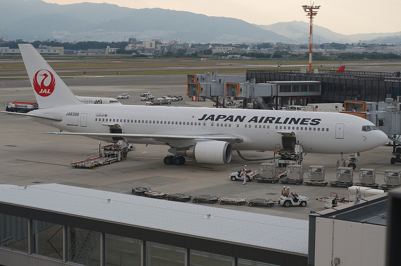 Japan Airlines JA8398(Boeing 767-300)