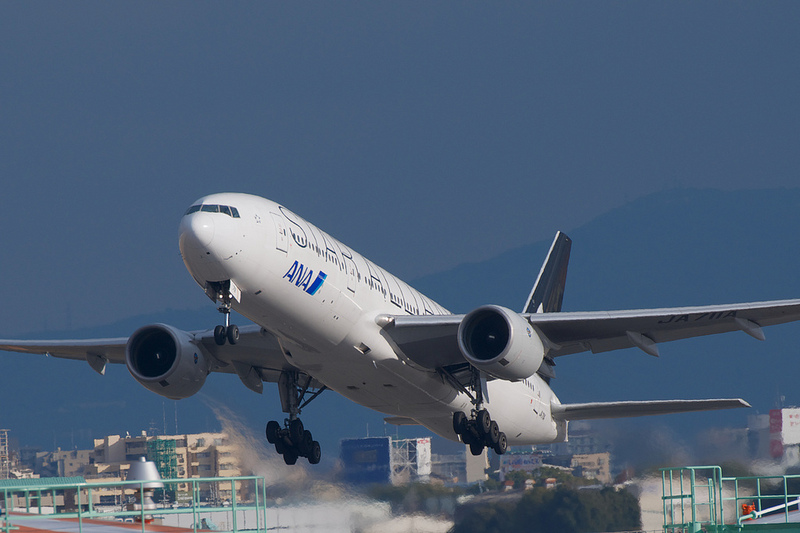 All Nippon Airways JA711A(Boeing 777-200)