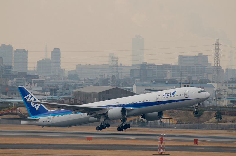 All Nippon Airways JA752A(Boeing 777-300)