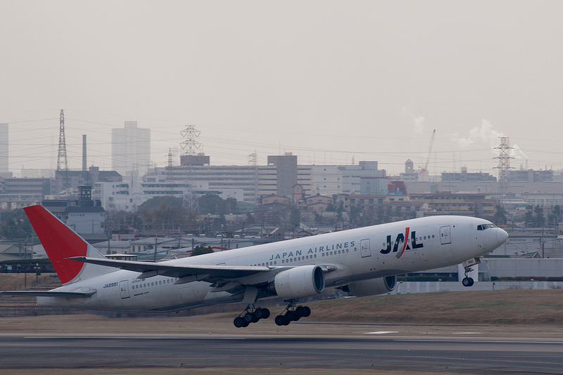 Japan Airlines JA8981(Boeing 777-200)