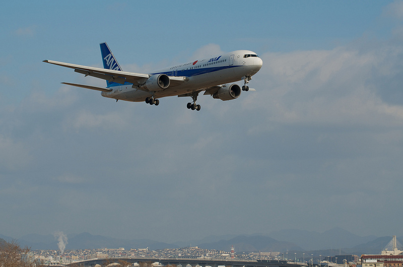 All Nippon Airways JA8275(Boeing 767-300)