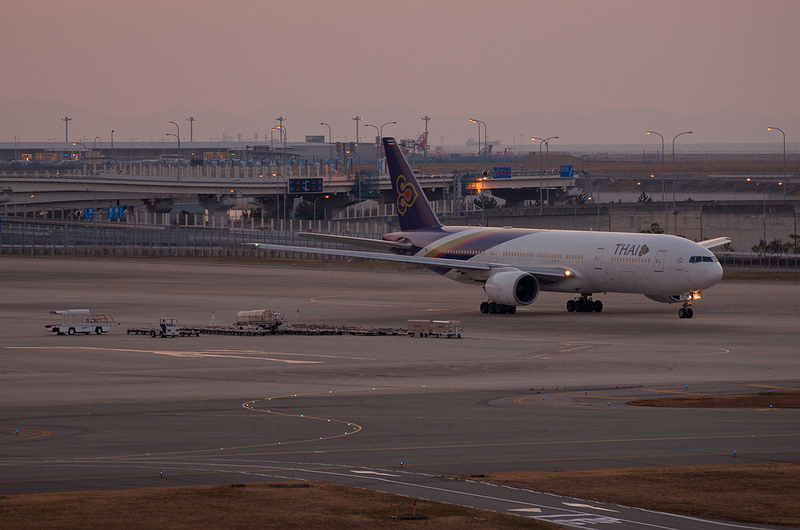 Thai Airways International HS-TJW(Boeing 777-200)