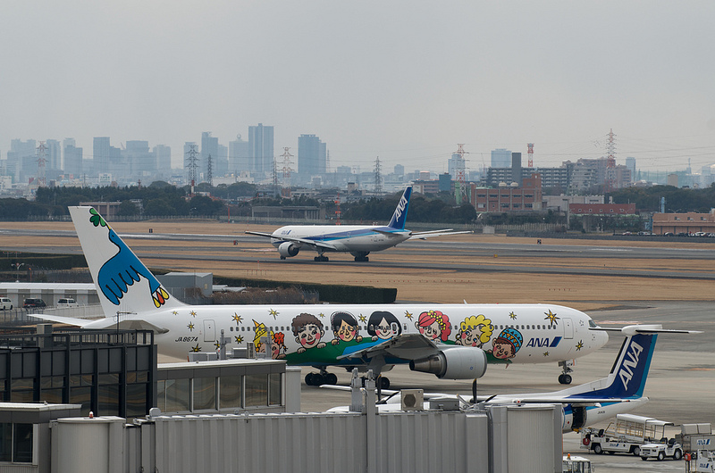 All Nippon Airways JA8674(Boeing 767-300)