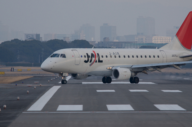 J-AIR JA216J(Embraer ERJ-170)