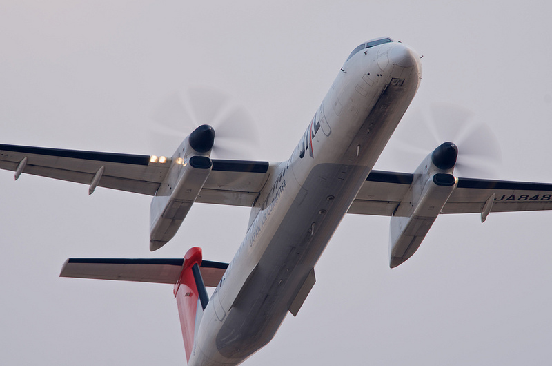 Japan Air Commuter JA848C(Bombardier DHC-8-402Q Dash 8)