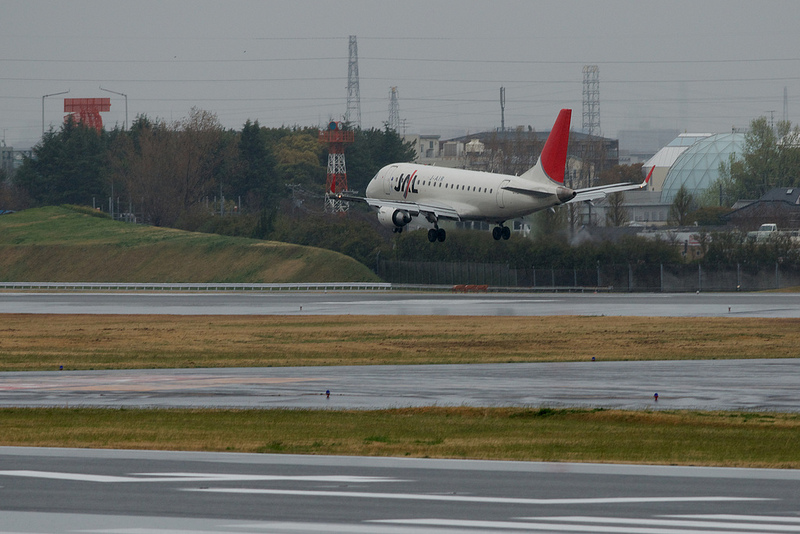 J-AIR JA219J(Embraer ERJ-170)