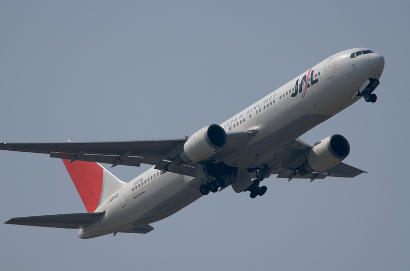 Japan Airlines JA8986(Boeing 767-300)