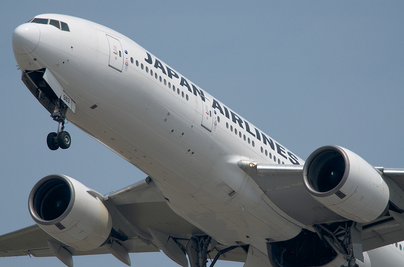 Japan Airlines JA8983(Boeing 777-200)