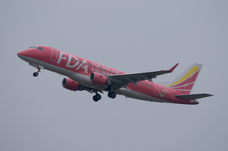 Fuji Dream Airlines JA03FJ(Embraer ERJ-170-200 ERJ-175STD