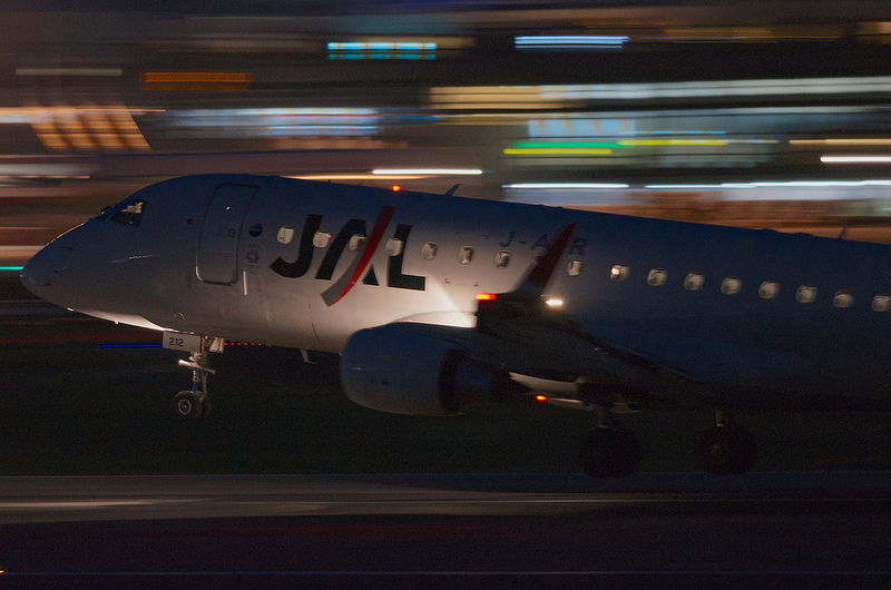 J-AIR JA212J(Embraer ERJ-170)