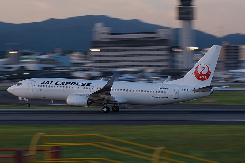 Japan Airlines JA349J(Boeing 737-800)