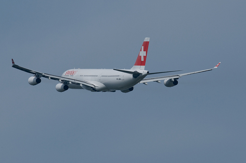 Swiss International Air Lines HB-JMM(Airbus A340-313)