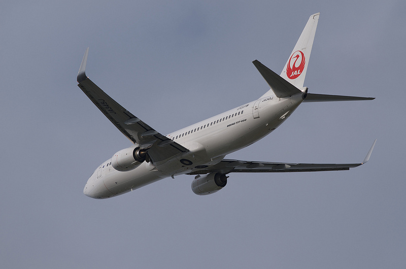 Japan Airlines JA345J(Boeing 737-846)