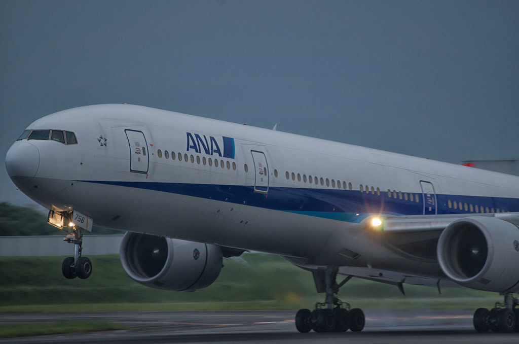 All Nippon Airways JA756A(Boeing 777-300)