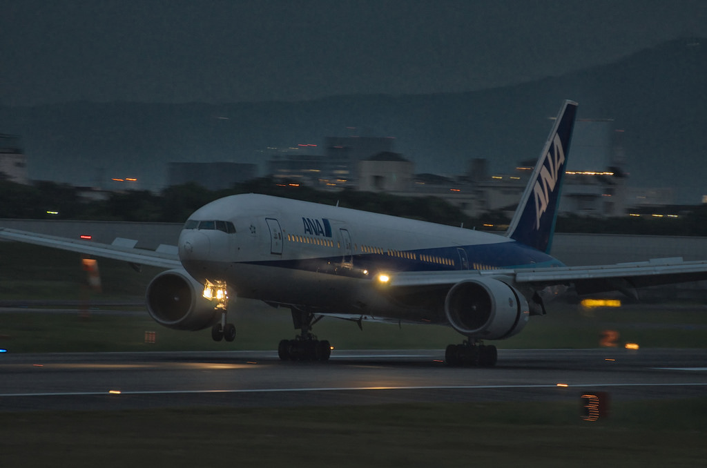 All Nippon Airways JA8968(Boeing 777-281)