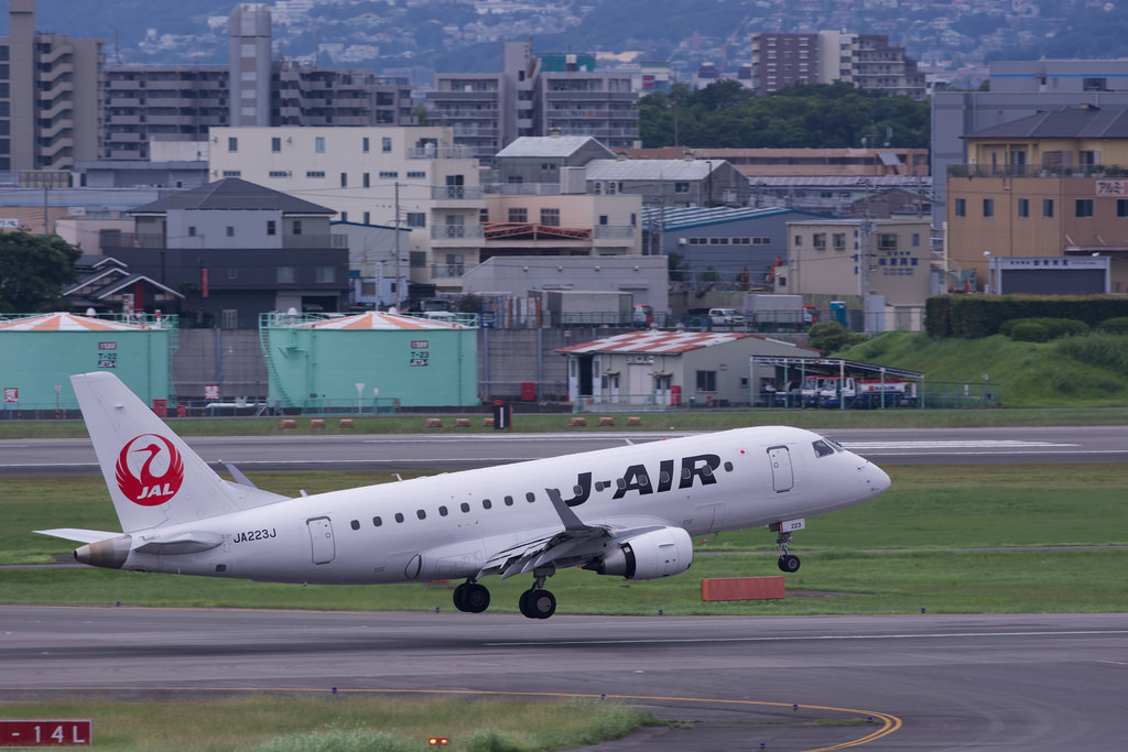 J-AIR  JA223J Embraer ERJ-170-100 (ERJ-170STD)