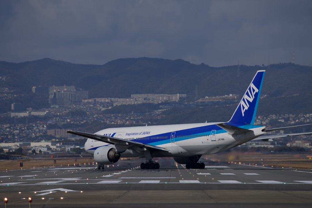 All Nippon Airways  JA714A(Boeing 777-200)