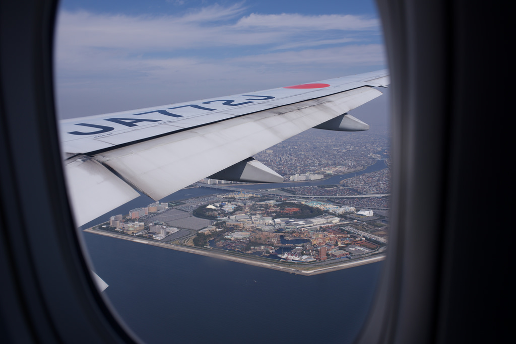 東京ディスニーランド上空