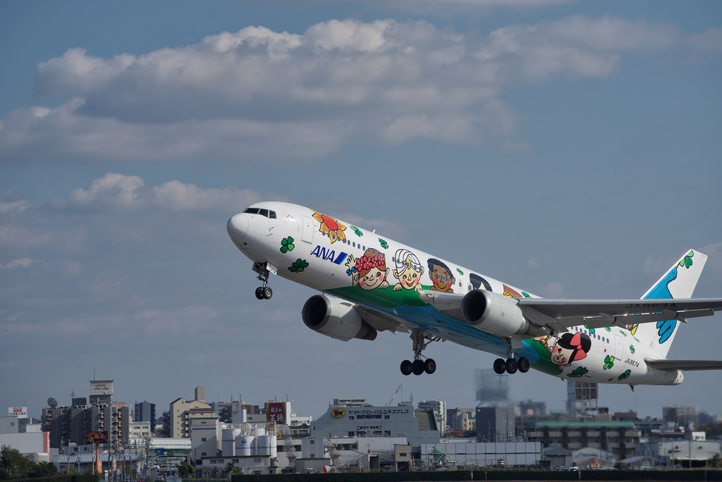 All Nippon Airways　JA8674(Boeing 767-381）