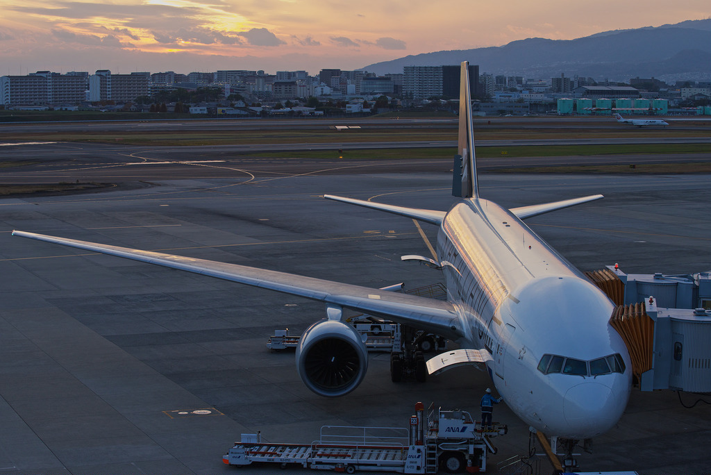 All Nippon Airways JA711A(Boeing 777-281)